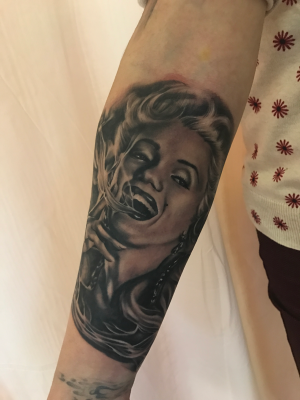 Marylin,part of half sleeve pro